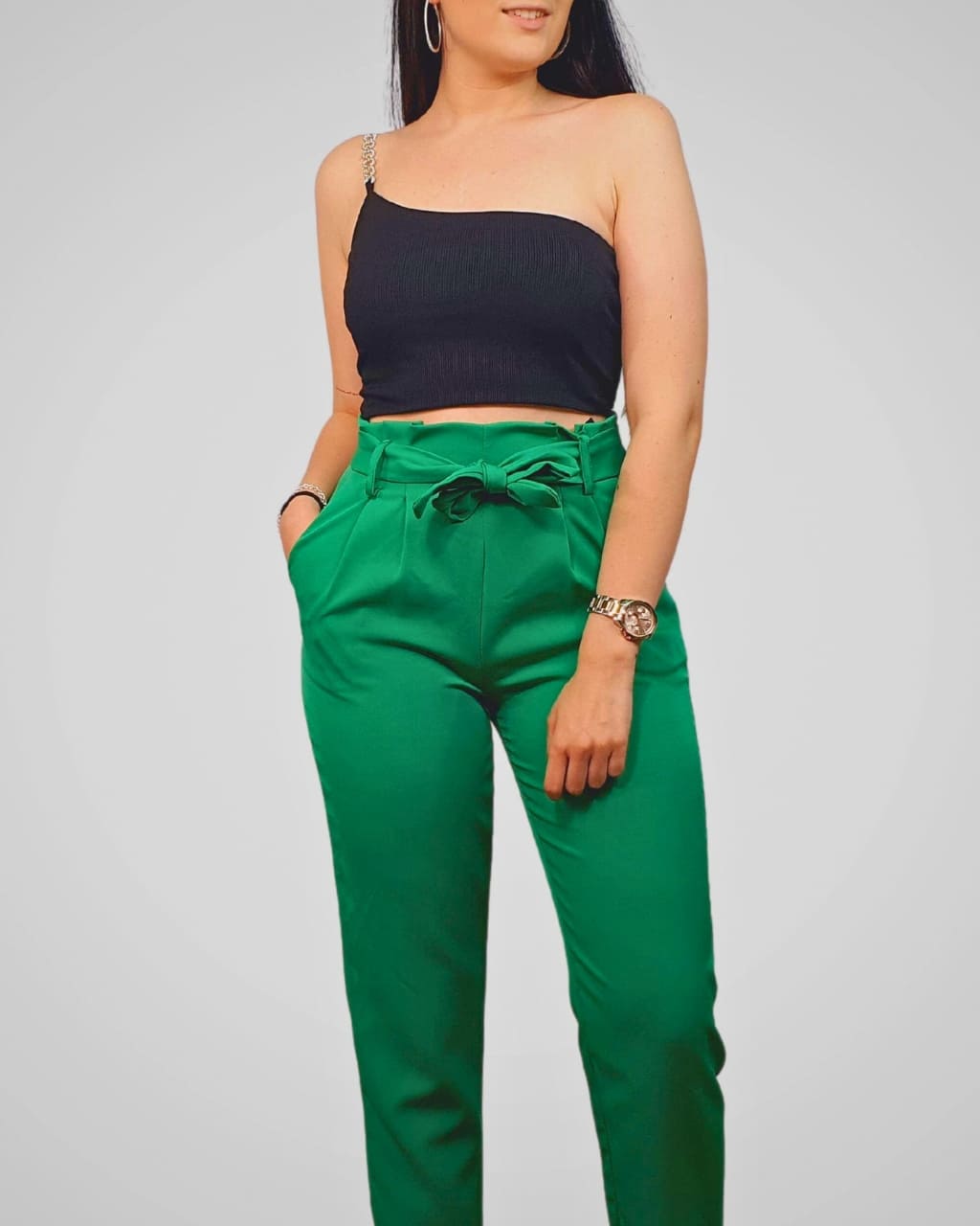 Pantalón de vestir, con lazada, en color verde, para primavera/verano, en AnuSska Moda.