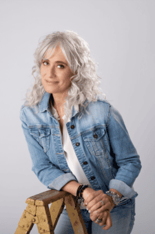 Foto_Anusska-e1705079269529 Anna: propietaria y creadora de AnuSska Moda: tienda de ropa online y en Barcelona.