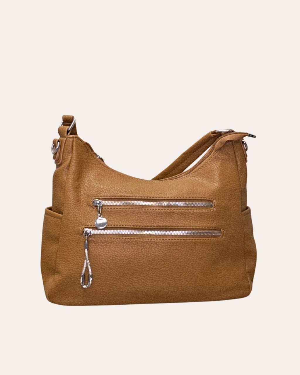 Bolso Handbag detalle brillante, en color camel claro, para otoño/invierno, en Anusska Moda.