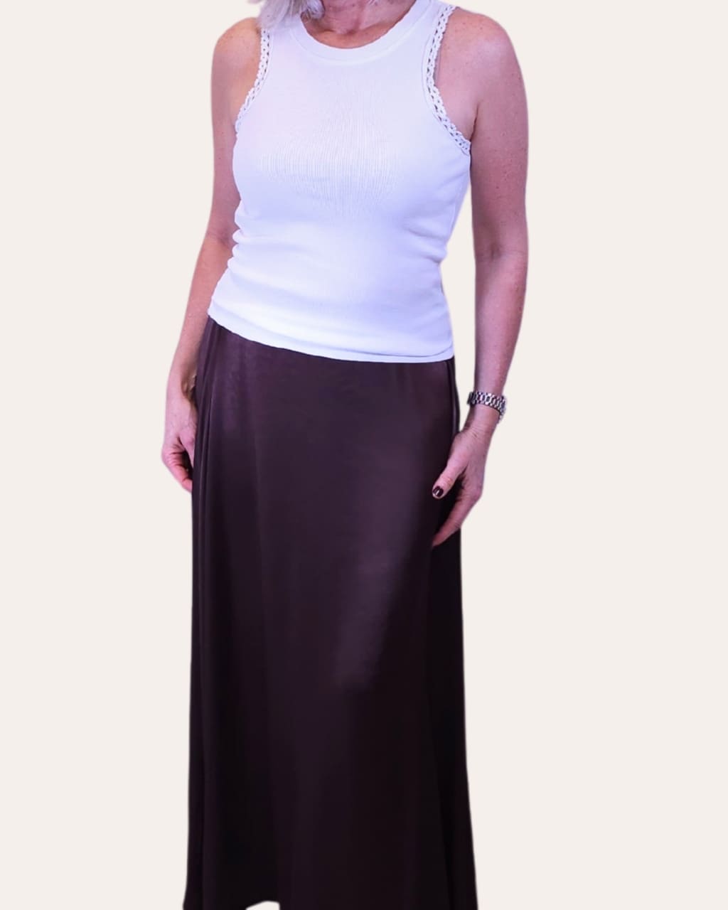 Top Algodón Bordado, en color blanco, para primavera-verano, en AnuSska Moda.